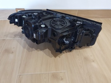 BMW 5 G30 G31 LEVÝ SVĚTLO ADAPTIVNÍ LED 7214961