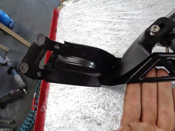 Крепление на раму щита TRIUMPH DAYTONA 675 06-12