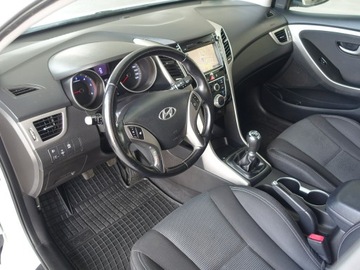 Hyundai i30 II Hatchback 3d Facelifting 1.6 CRDi 110KM 2016 Hyundai i30 1.6 CRDi 110KM/Nawi/Kamera, zdjęcie 10