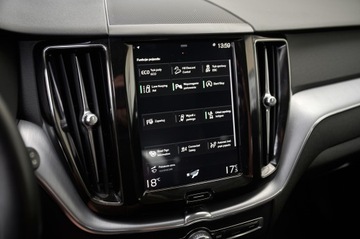 Volvo XC60 II Crossover D3 150KM 2018 SZARE XC60 __ PIĘKNIE UTRZYMANE __KUBEŁKOWE FOTELE, zdjęcie 37