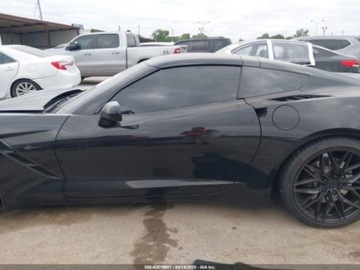Chevrolet Corvette C7 2015 Chevrolet Corvette 2015r., Stingray Z51, od ubezpieczalni 6.2 Benzyna 460KM, zdjęcie 3