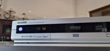 HD-плеер Samsung DVD HR 720 DVD-HR720