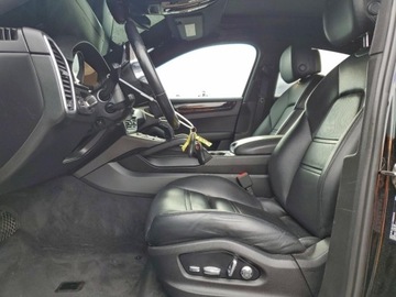 Porsche Cayenne III 2021 Porsche Cayenne Coupe 2021 3.0 Benzyna 335KM, zdjęcie 7