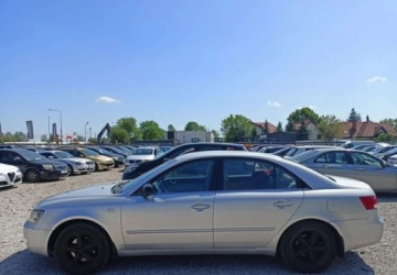 Hyundai Sonata IV Sedan 3.3 i V6 24V 233KM 2005 Hyundai Sonata Hyundai Sonata 3.3 V6 GLS Prestige 3.3 BenzynaLPG 233KM, zdjęcie 1