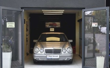 Mercedes Klasa E W210 Sedan 2.3 150KM 1996 Mercedes-Benz Klasa E Mercedes-Benz Klasa E 230 Classic 2.3 Benzyna 150KM