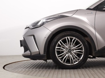 Toyota C-HR I Crossover Facelifting 2.0 Hybrid Dynamic Force 184KM 2020 Toyota C-HR 2.0 Hybrid, Salon Polska, Serwis ASO, zdjęcie 13