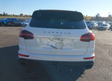 Porsche Cayenne III 2018 Porsche Cayenne 2018, 3.6L, 4x4, PLATINUM, od ubezpieczalni 3.6 Benzyna, zdjęcie 8