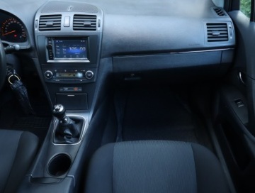 Toyota Avensis III Sedan 1.6 Valvematic 132KM 2009 Toyota Avensis 1.6 Valvematic, Salon Polska, Navi, zdjęcie 7