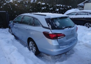 Opel Astra K Sportstourer Facelifting 1.5 Diesel 122KM 2021 Opel Astra Okazja 1.5 Diesel 122KM, zdjęcie 2