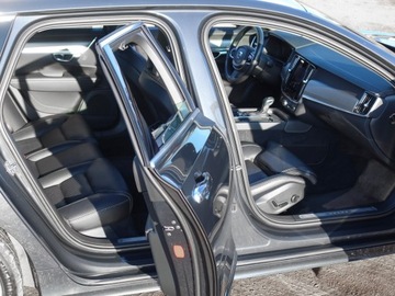 Volvo V90 II Kombi 2.0 T4 190KM 2020 Volvo V90 Inscription Wentyle Masaże HUD Webasto 4xKlima ACC Winter Pamięci, zdjęcie 14