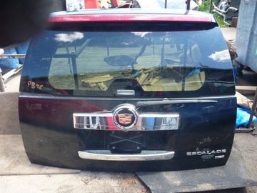 Szyba z Blendą Klapy Tylnej Cadillac Escalade GMC Yukon 2007-