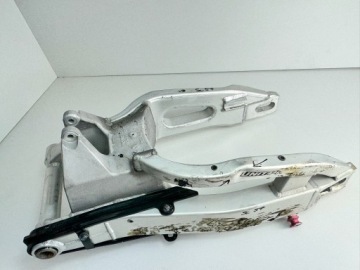 Honda CBR 1000 RR SC57 задний рычаг подвески задний брызговик