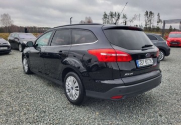 Ford Focus III Kombi Facelifting 1.5 TDCi 120KM 2016 Ford Focus 1,5 120 KM Zarejestrowany PL Nowy Rozrzad 1.5 Diesel, zdjęcie 2