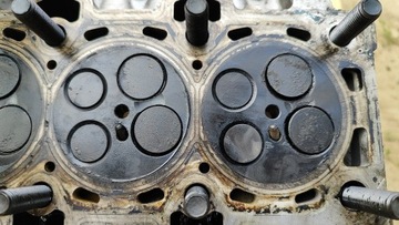 KIA OPTIMA IV 15- 1.7CRDI D4FD HLAVA MOTORU HŘÍDELE VAČKY(ROZVODU)