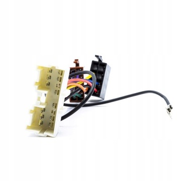ZŁĄCZE ADAPTER DO RADIA PRZEJŚCIÓWKA ISO DO MITSUBISHI