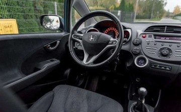 Honda Jazz III 1.4 i-VTEC 100KM 2008 Honda Jazz Honda Jazz 1.4 Executive 1.3 Benzyna 100KM, zdjęcie 24