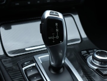 BMW Seria 5 F10-F11 Touring Facelifting 520d 190KM 2016 BMW 5 520d xDrive, 187 KM, 4X4, Automat, Skóra, zdjęcie 16