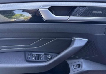 Volkswagen Arteon Fastback Facelifting 2.0 TDI SCR 150KM 2021 Volkswagen Arteon Shooting Brake Elegance 2.0TDI 150KM DSG Webasto Hak Kam, zdjęcie 19