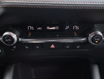 Mazda 3 IV Hatchback 2.0 SkyActiv-X 186KM 2022 Mazda 3 2.0 e-Skyactiv X, Salon Polska, zdjęcie 12