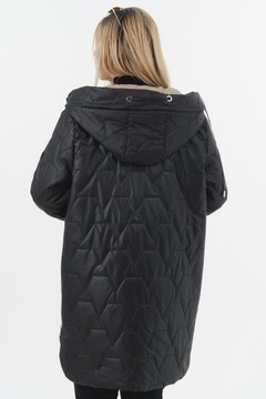 Крупный стеганый стеганый человек с капюшоном, элегантный