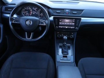 Skoda Superb III Kombi Facelifting 1.5 TSI 150KM 2020 Skoda Superb 1.5 TSI, Salon Polska, Automat, zdjęcie 6