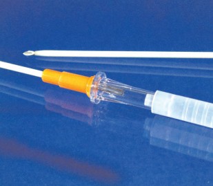Igła Angiocath do odbarczania odmy BD