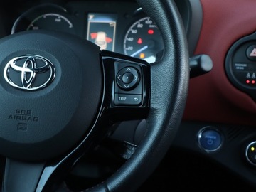 Toyota Yaris III Hatchback 5d Facelifting Hybrid 100KM 2017 Toyota Yaris 1.5 Hybrid, Salon Polska, zdjęcie 18