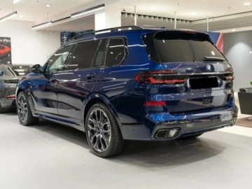 BMW X7 SUV Facelifting 3.0 40i 381KM 2026 xDrive40i M Sport 3.0 (381 KM)| Hak holowniczy, elektryczny, zdjęcie 1