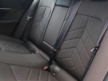 BMW Seria 5 G90-91 Touring 2.0 520d 197KM 2026 BMW Seria 5 Touring 520d xDrive Sport Combi 2.0 (197KM) 2026, zdjęcie 14