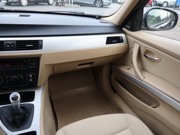 BMW Seria 3 E90-91-92-93 Limuzyna E90 316i 122KM 2010 BMW 3 316 i, Salon Polska, 1. Właściciel, Klima, zdjęcie 7