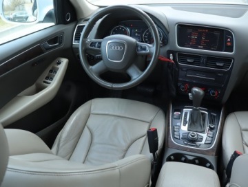 Audi Q5 I SUV 3.2 FSI 270KM 2010 Audi Q5 3.2 FSI, 4X4, Automat, Skóra, Navi, zdjęcie 6