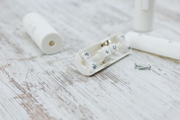 stylowy przełącznik przelotowy wyłącznik na kabel w oplocie do lampki loft