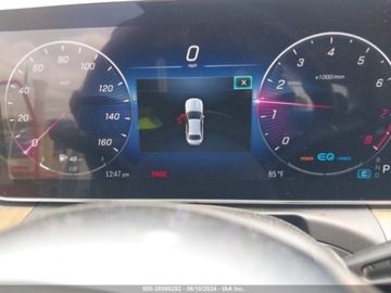 Mercedes 2022 Mercedes-Benz Klasa C 2022 Mercedes-Benz C-Class C 300 Sedan 2.0 Benzyna, zdjęcie 8