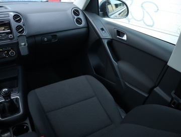 Volkswagen Tiguan I SUV Facelifting 2.0 TDI CR DPF BlueMotion 140KM 2014 VW Tiguan 2.0 TDI, Klima, Klimatronic, Parktronic, zdjęcie 7