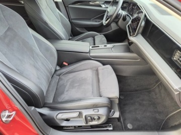 Volkswagen Passat B8 Variant Facelifting 1.5 TSI EVO 150KM 2025 Volkswagen Passat serwis ASO 2.0TDI 150KM bezwypadkow gwarancja pakiety ka, zdjęcie 24