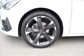 Cupra Leon II Hatchback 1.5 TSI 150KM 2023 Cupra Leon SalonPL 150KM TSI Pakiet ZimowySchowkow BeatsAudio Podgrz.Fotel, zdjęcie 36