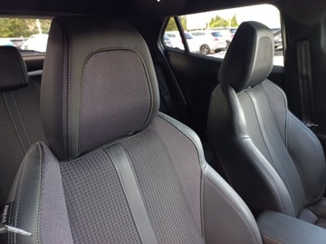 Peugeot 2008 II SUV 1.2 PureTech 130KM 2021 Peugeot 2008 GT Automat Full LED Navi Kamera 1.2 Benzyna 130KM, zdjęcie 17