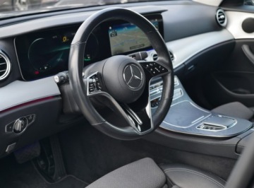 Mercedes Klasa E W214 2023 Mercedes E300de 306ps HUD ACC Keyles Blis Perła Drive Pilot Webasto Kamera, zdjęcie 16