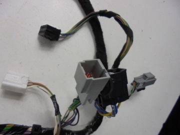 FORD FIESTA MK6 08-12 ЖГУТ ДВЕРЕЙ ПЕРЕДНЕЙ СЛЕВА