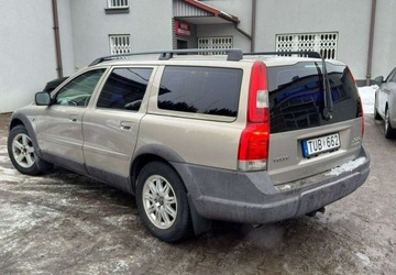Volvo XC70 I 2.5 T AWD 210KM 2002 Volvo XC 70 Volvo XC 70 AWD Momentum 2.5 Benzyna 210KM, zdjęcie 3