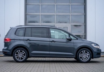 Volkswagen Touran III 1.5 TSI EVO 150KM 2026 Volkswagen Touran Climatronic, LED, pakiet zimowy, dostepny od reki 1.5, zdjęcie 4