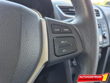 Suzuki Swift V Hatchback 5d 1.2 VVT 94KM 2012 Suzuki Swift X-Lite Klimatronik Alufelgi Bezkluczykowy dostep Grzane F, zdjęcie 21