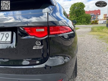 Jaguar F-Pace SUV 2.0 iD4 240KM 2017 Jaguar F-Pace 2.0 diesel ( 241 km ) - AWD- Automat - Szwajcaria Po serwis, zdjęcie 9