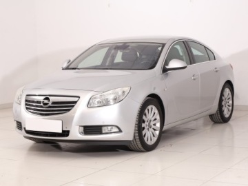 Opel Insignia I Hatchback 2.0 CDTI ECOTEC 130KM 2011 Opel Insignia 2.0 CDTI, Klima, Klimatronic, zdjęcie 1