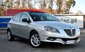 Lancia Delta III Hatchback 1.6 MultiJet 120KM 2010 Lancia Delta Alusy skora i alcantara idealny 1.6 Diesel 120KM, zdjęcie 1
