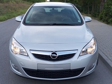 Opel Astra J Hatchback 5d 1.6 Twinport ECOTEC 115KM 2010 Automat Serwis 1.6 Benzyna, zdjęcie 11