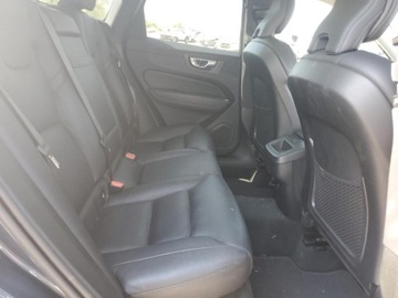 Volvo XC60 II 2020 Volvo XC 60 T5 Momentum 2020 2.0l 2.0 Benzyna 254KM, zdjęcie 10