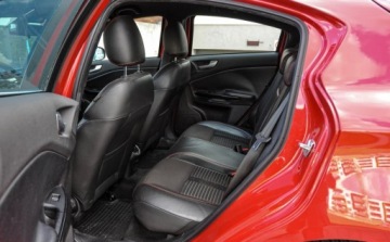 Alfa Romeo Giulietta Nuova II Hatchback 5d 1.4 TB 16v Mair 170KM 2011 Alfa Romeo Giulietta 1,4T (170KM) Salon PL 145 tys. km 1.4 Benzyna 170KM, zdjęcie 7