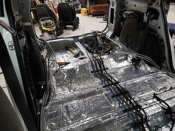 Коврик шумоизоляционный для авто БУТИЛАТ 2мм самоклеящийся РУЛОН 1м2