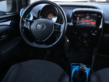 Toyota Aygo II Hatchback 5d 1.0 VVT-i 69KM 2018 Toyota Aygo 1.0 VVT-i, Salon Polska, VAT 23%, zdjęcie 6